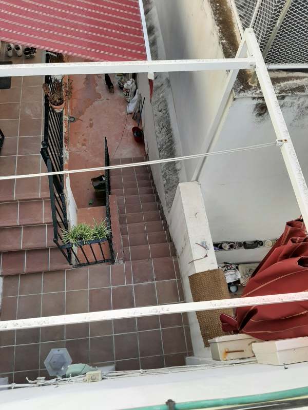 Reforma de escaleras de edificio de viviendas en Sevilla
